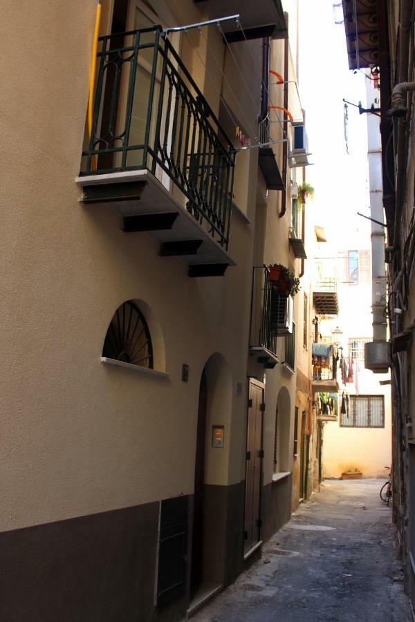 Camerini Di Santa Cecilia Palermo Buitenkant foto